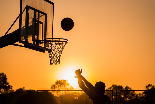 Understanding Basketball Rim (Basketball Hoop) Dimension and and Adjusting Heights for Young Players